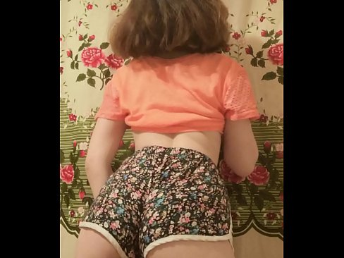 ❤️ סעקסי יונג באַבע סטריפּינג אַוועק איר קורצע הייזלעך אויף אַפּאַראַט ❤ שיין פּאָרן ביי yi.qizpornolar.ru ❌❤